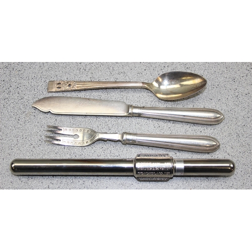 1037 - Qty of silver plated cutlery in box