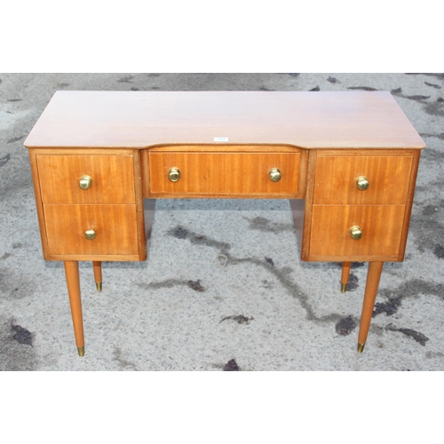 152 - A retro ladies 5 draw desk