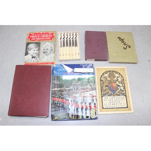 1812 - Mixed lot of royal commemorative ware & books, to include an Edward VIII mug etc