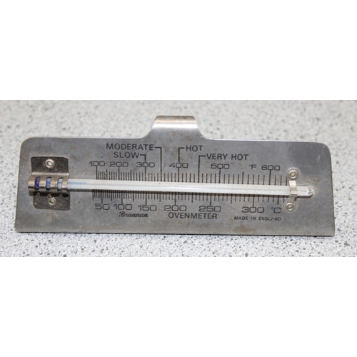 729 - Qty of vintage thermometers to include nitrogen filled Brannan's & a sugar thermometer etc