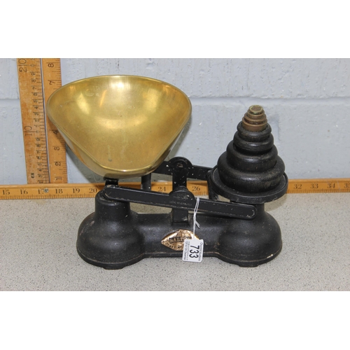 733 - Vintage Salter scales with stacking weights