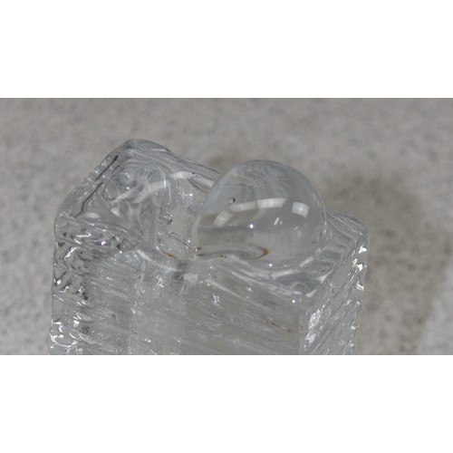 1647 - Scandinavian glass ice block bud vase