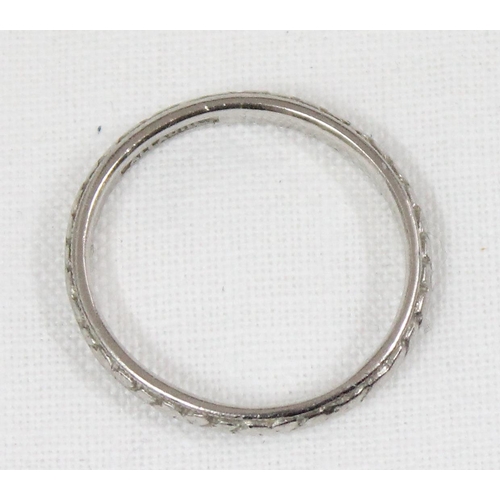 1125 - An unusual Palladium wedding band ring, approx size M, approx 1.95g gross