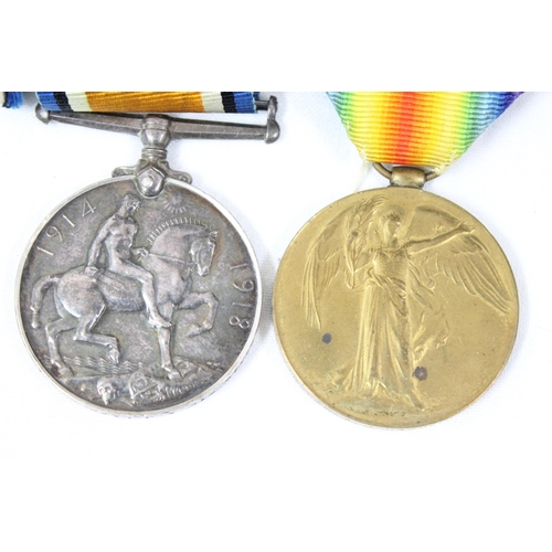 1434 - Pair of WW1 medals to M2-194346 Private A.J. Lawrence ASC