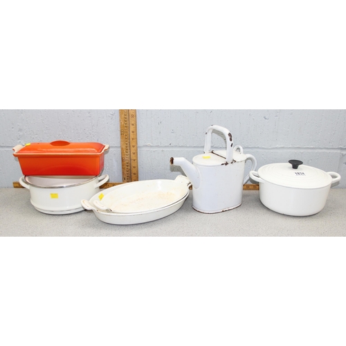 1834 - Quantity of Le Creuset and enamel wear, to include white Le Creuset 22cm stew pot & orange Le Creuse... 