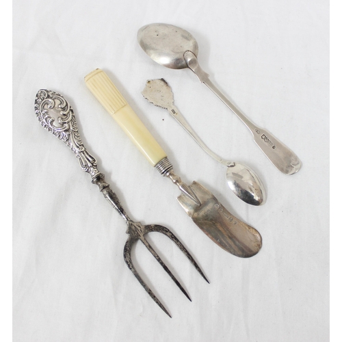 1080 - Qty of silver and silver mounted items to inc Scottish silver teaspoon