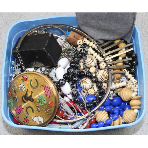 1187 - Qty of assorted costume jewellery, compacts etc, approx 2.3kg gross