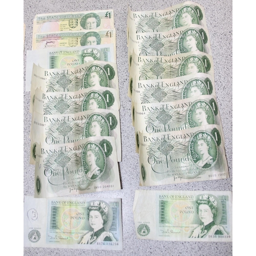 1271 - Qty of vintage British and Channel Islands £1 notes and 10s notes, £20.50 face value