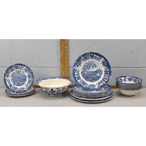 1877 - Qty of blue and white pottery, Mainly Royal Worcester 