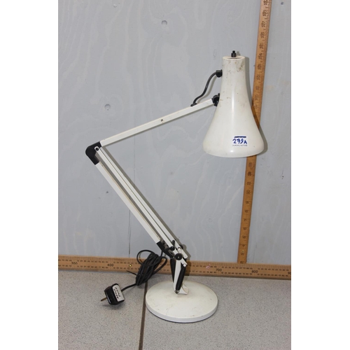 279A - A retro white Anglepoise Apex 90 table lamp