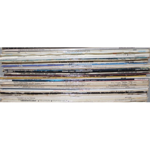 689 - Qty of assorted vinyl records, mainly LPs