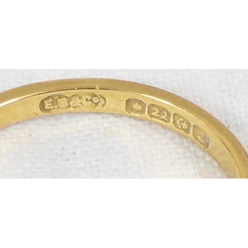 1103 - A broken 22ct gold wedding band ring, approx 2.89g gross and a 9ct gold front & back locket, approx ... 