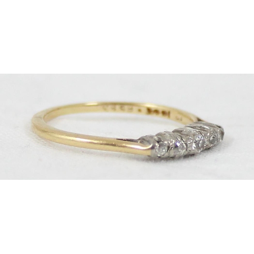 1171 - 18ct gold and platinum 5 stone diamond ring. approx size P, approx 2.48g gross