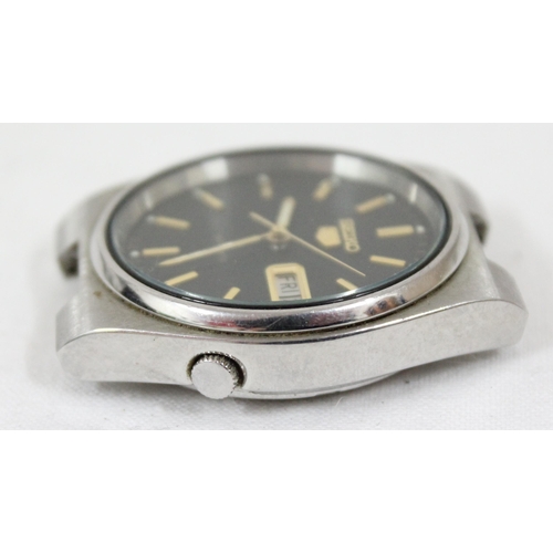 1354 - A vintage Seiko 5 7009-3130 automatic gents watch