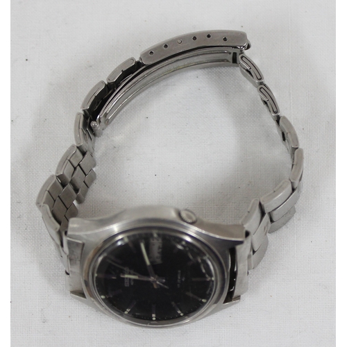 1355 - A vintage Seiko 7009-8028 automatic gents watch