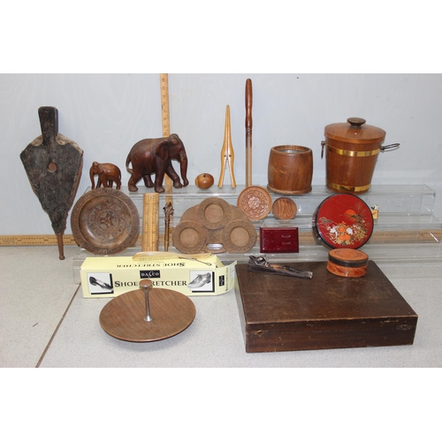 1894 - Qty of assorted misc items, mainly woodenware to inc bellows, retro ice bucket etc