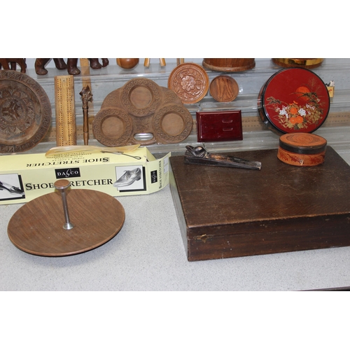 1894 - Qty of assorted misc items, mainly woodenware to inc bellows, retro ice bucket etc