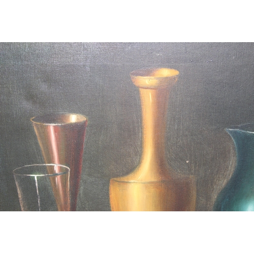 537 - Loza (XX-XXI), Dutch School still life oil on canvas depicting a vase, a jug and 2 glasses, in gilt ... 