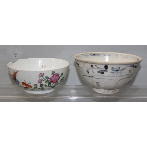 1619A - 2 antique Chinese porcelain rice bowls