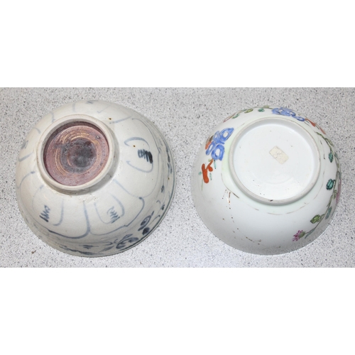 1619A - 2 antique Chinese porcelain rice bowls