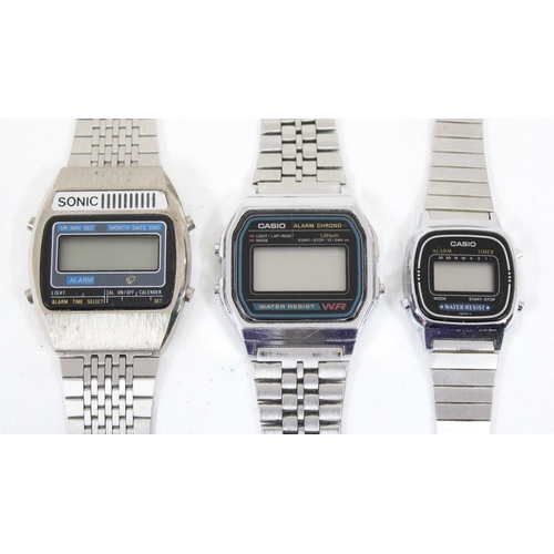 1311 - 4 vintage Casio watches with LCD displays and a LCD Sonic watch (5)