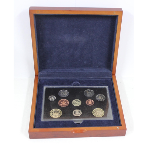 1229 - Royal Mint 2004 Executive Proof Coin Set, 10 coin set in wooden box with paperwork