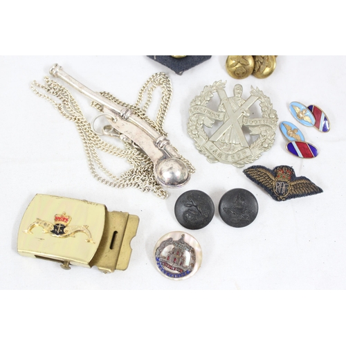 1404 - Qty of military related items to inc Bosun's whistle, RAF buttons and epaulettes, postcards and phot... 