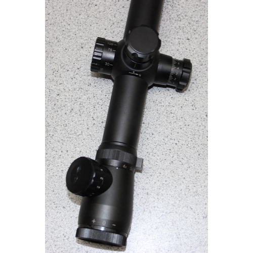 1424 - Leupold live rifle scope 10x40 illuminated red / green