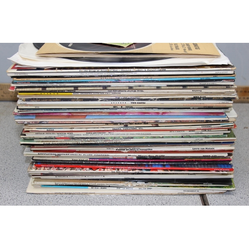 653 - Qty of vintage LP vinyl records etc