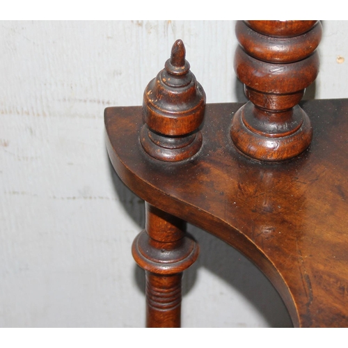 116 - An antique mahogany whatnot with fretwork details, approx 130cm tall