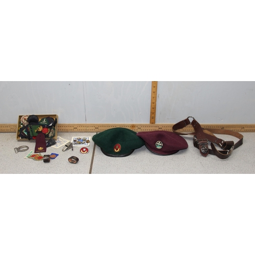 1413 - Qty of assorted vintage Scouts related items to inc belts, badges, patches & Berets etc