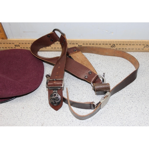 1413 - Qty of assorted vintage Scouts related items to inc belts, badges, patches & Berets etc