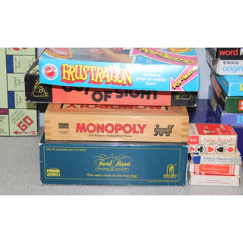 Qty Of Assorted Vintage Boardgames Etc