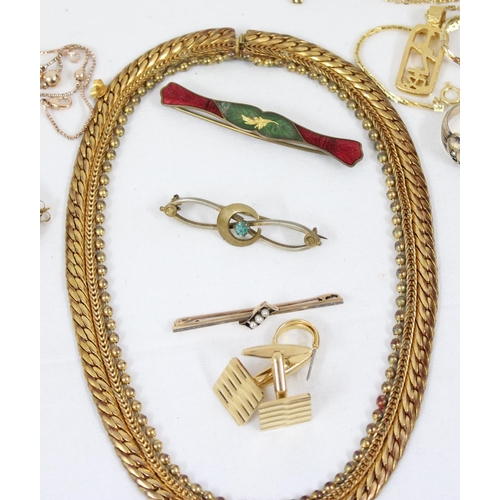 1100 - A large qty of assorted gold plated jewellery to inc Butler & Wilson