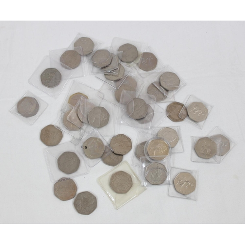 1255 - Qty off assorted large size 50p coins to inc 1993 EEC coin, Isle of Man etc, £18 face