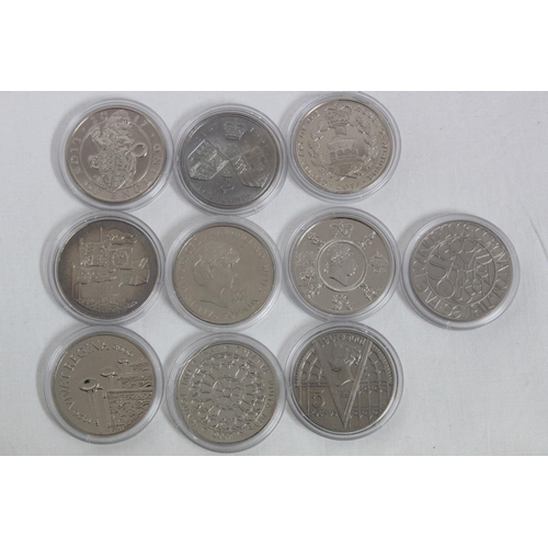 1262 - 10 assorted £5 coins, various designs in capsules, £50 face value