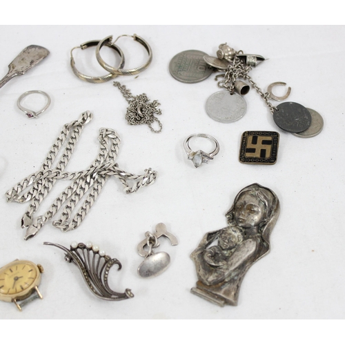 1055 - Qty of assorted mixed silver and other items to inc silver kerb bracelet and necklace, silver pusher... 