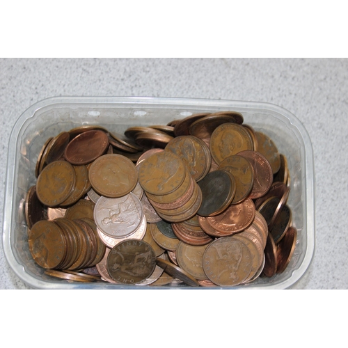 1187 - A large qty of assorted British copper coins, Queen Victoria and later, approx 3.1kg gross