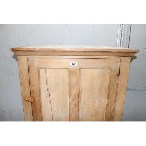 129 - A Victorian pine hall cupboard with shelves, approx 153cm tall by 77cm wide