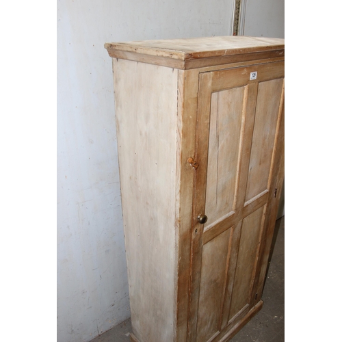 129 - A Victorian pine hall cupboard with shelves, approx 153cm tall by 77cm wide