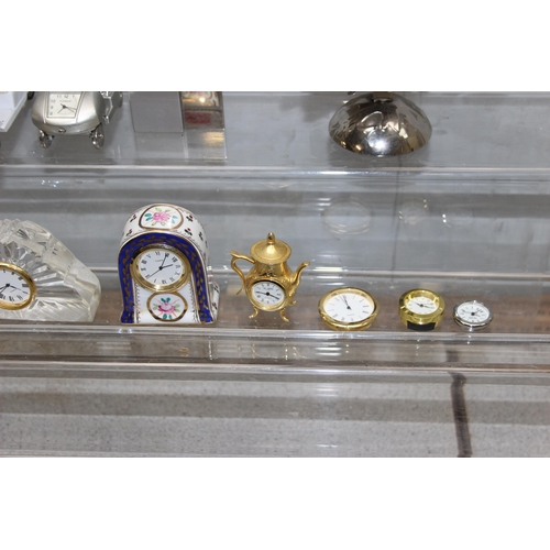 1356 - Qty of miniature collectors clocks