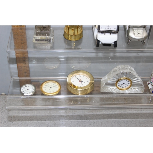 1356 - Qty of miniature collectors clocks