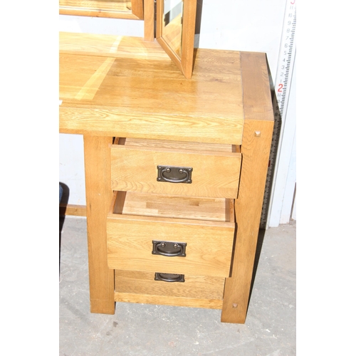 144 - Modern solid oak 3 draw desk with foot stool and mirror