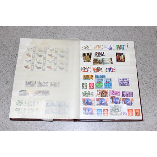 588 - Stamps, GB mainly mint in stockbook