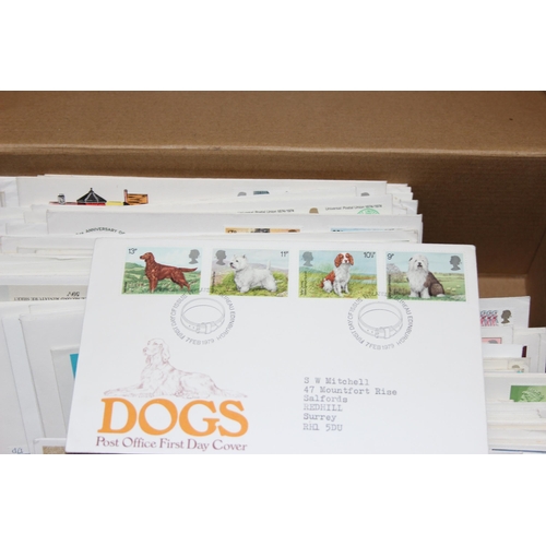 591 - Stamps, box GB FDC's (140)