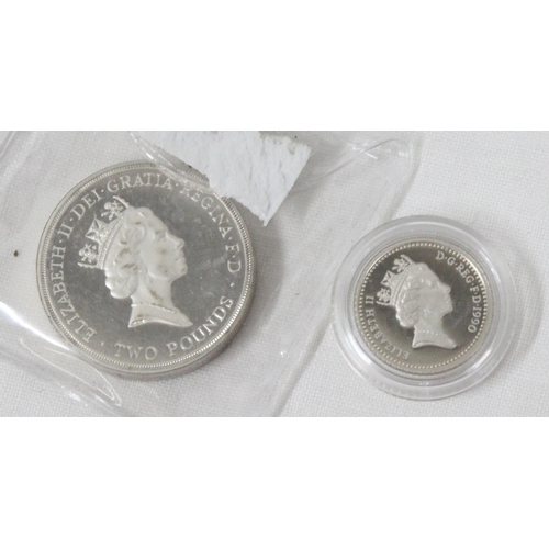 1216 - Royal Mint 1989 Bill of Rights Piedfort silver proof coin and a 1990 silver proof Piedfort 5p coin, ... 