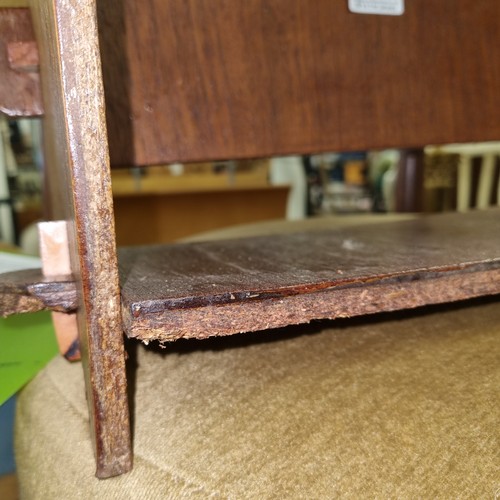 262 - 3 vintage wooden book troughs and some vintage books