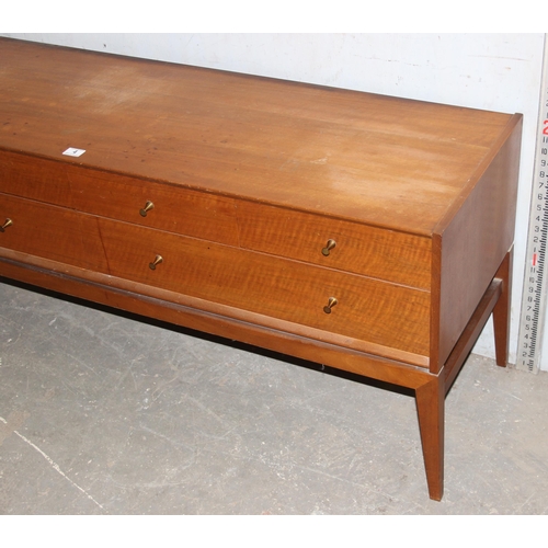 4 - A retro 4 over 2 drawer mid-century long low sideboard, approx 153cm wide, seemingly unnamed