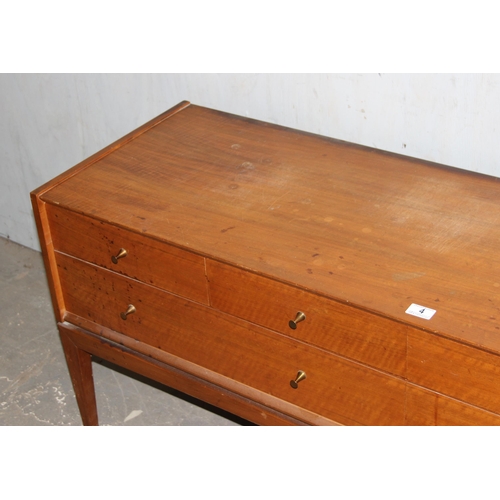 4 - A retro 4 over 2 drawer mid-century long low sideboard, approx 153cm wide, seemingly unnamed