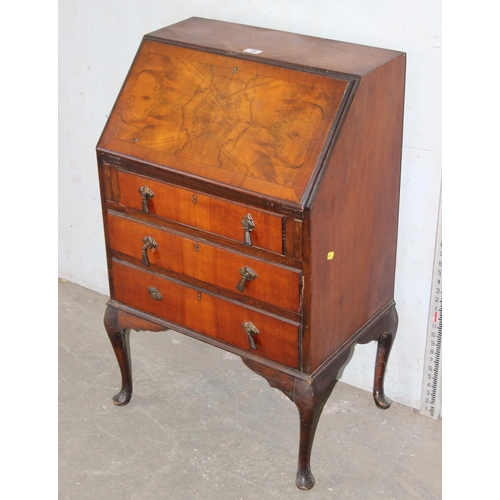 56 - An Art Deco period bureau, approx 60cm wide